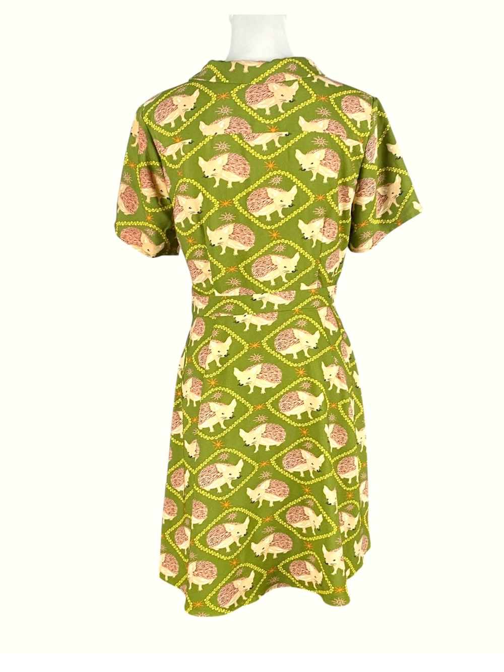 ModCloth Hedgehog Print Fit & Flare Dress Women’s Size 8, Retro Cottagecore - Picture 4 of 11